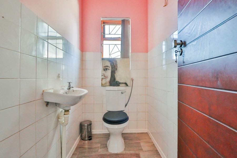 4 Bedroom Property for Sale in Hartenbos Central Western Cape